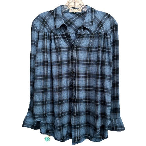 Pink Rose Tops - Pink Rose Blue/Black Plaid Long Sleeve Button Up Shirt Size Medium Soft Relaxed‎